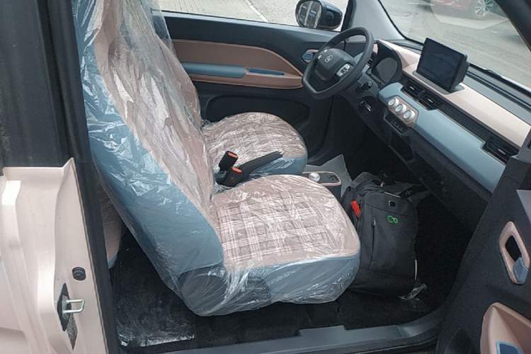 Used Chery QQ Ice Cream 2025 205km Qi Energy Version Right Front Seat