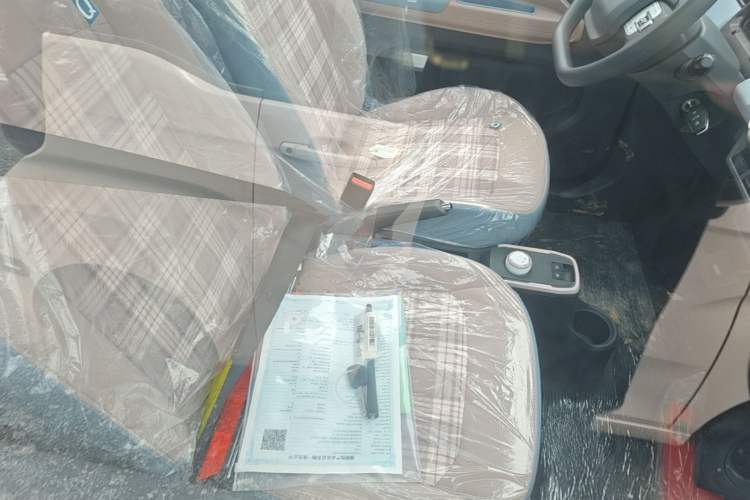 Used Chery QQ Ice Cream 2025 205km Qi Energy Version Right Front Seat