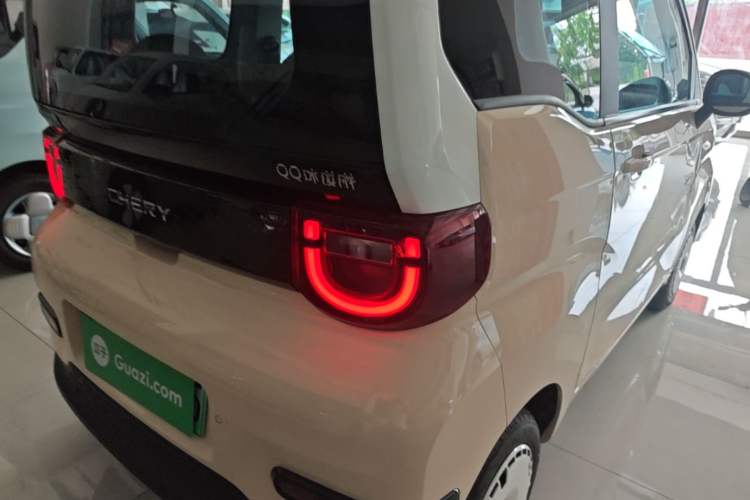 Used Chery QQ Ice Cream 2025 Model 205km Sundae Edition Right Rear Taillight
