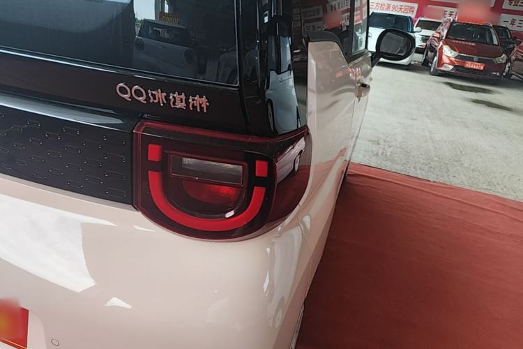 Used Chery QQ Ice Cream 2025 205km Qi Energy Version Right Rear Taillight