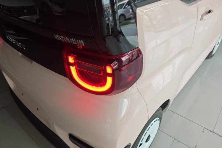 Used Chery QQ Ice Cream 2025 205km Qi Energy Version Right Rear Taillight