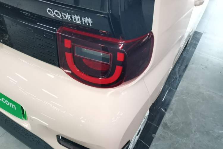 Used Chery QQ Ice Cream 2025 205km Qi Energy Version Right Rear Taillight