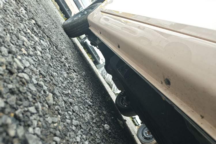 Used Chery QQ Ice Cream 2025 205km Qi Energy Version Right Side Sill