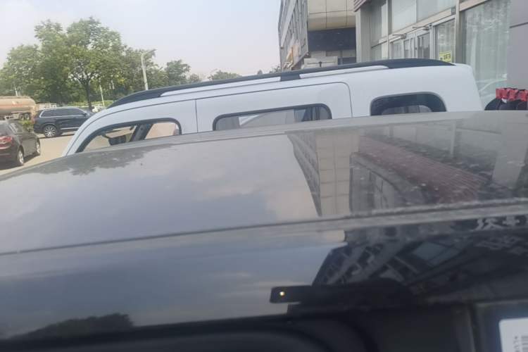 Used Chery QQ Ice Cream 2025 205km Qi Energy Version Roof