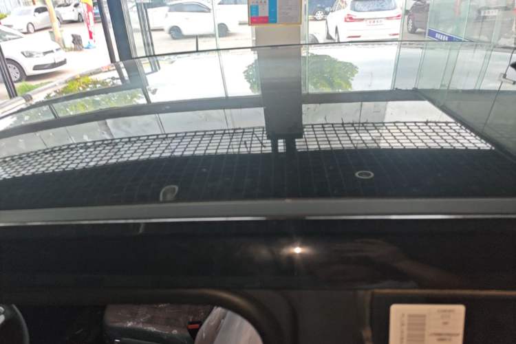 Used Chery QQ Ice Cream 2025 205km Qi Energy Version Roof