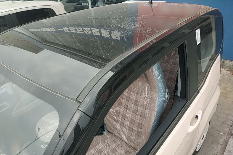 Used Chery QQ Ice Cream 2025 205km Qi Energy Version Roof