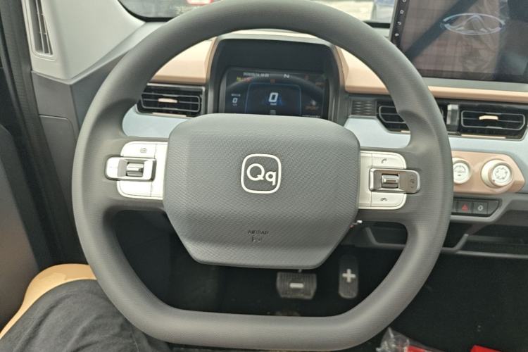 Used Chery QQ Ice Cream 2025 205km Qi Energy Version Steering Wheel