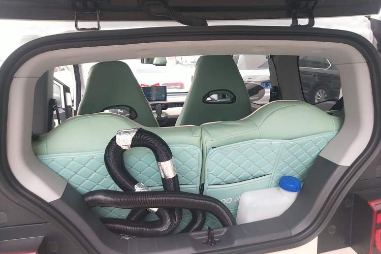 Used Chery QQ Ice Cream 2025 205km Qi Energy Version Trunk