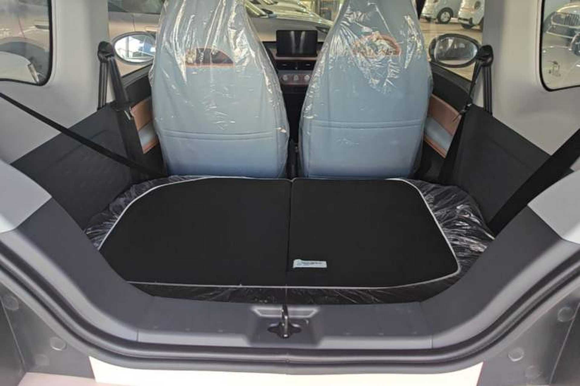 Used Chery QQ Ice Cream 2025 205km Qi Energy Version Trunk