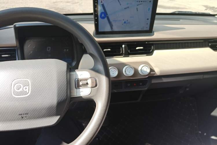 Used Chery QQ Ice Cream 2025 205km Qi Energy Version Audio And AC Panel