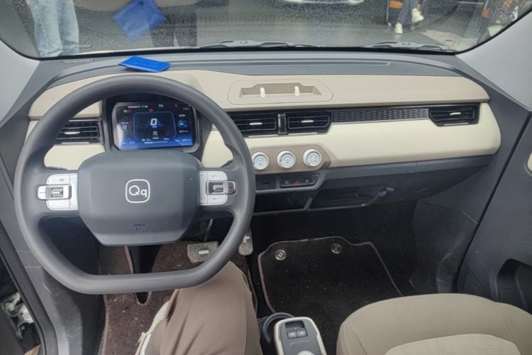 Used Chery QQ Ice Cream 2025 155km Sundae Edition Center Console