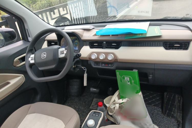 Used Chery QQ Ice Cream 2025 155km Sundae Edition Center Console