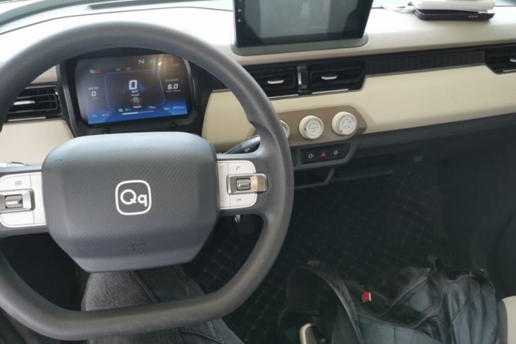 Used Chery QQ Ice Cream 2025 155km Sundae Edition Center Console