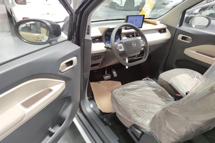 Used Chery QQ Ice Cream 2025 205km Qi Energy Version Driver Seat