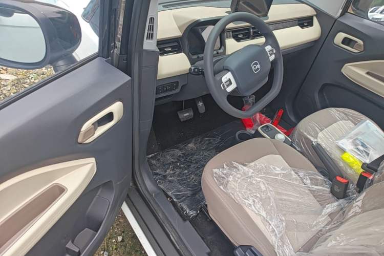 Used Chery QQ Ice Cream 2025 205km Qi Energy Version Driver Seat