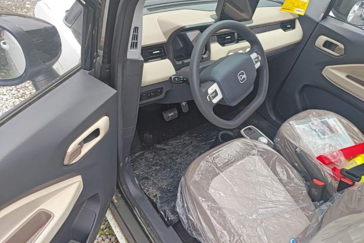 Used Chery QQ Ice Cream 2025 205km Qi Energy Version Driver Seat