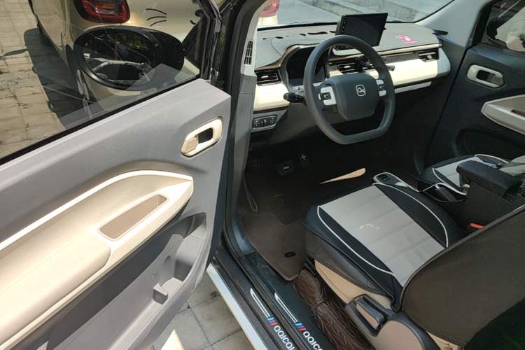 Used Chery QQ Ice Cream 2025 205km Qi Energy Version Driver Seat