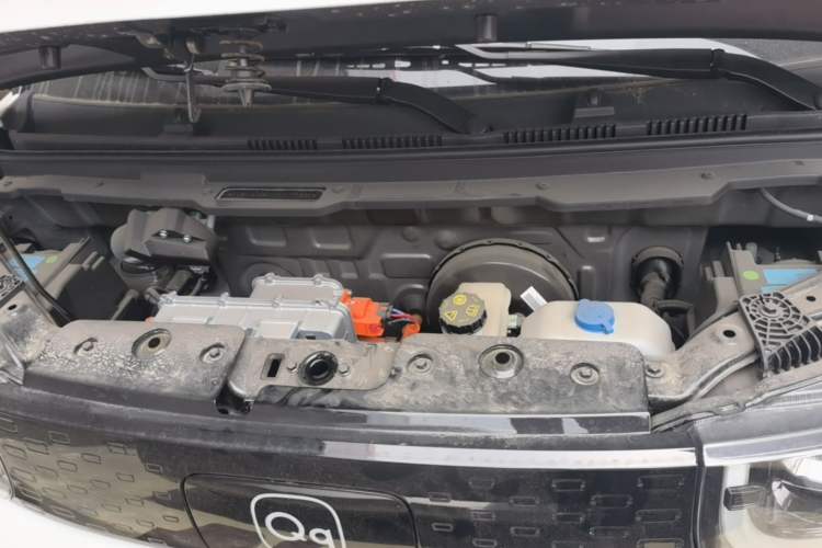 Used Chery QQ Ice Cream 2025 205km Qi Energy Version Engine Bay