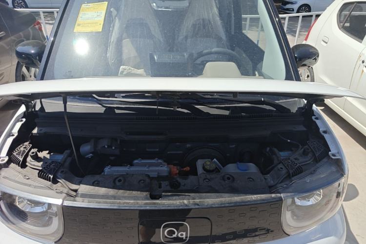 Used Chery QQ Ice Cream 2025 205km Qi Energy Version Engine Bay