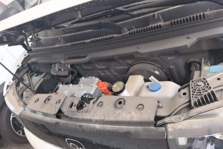Used Chery QQ Ice Cream 2025 205km Qi Energy Version Engine Bay