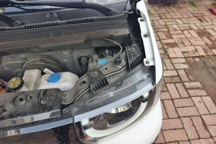 Used Chery QQ Ice Cream 2025 205km Qi Energy Version Engine Bay Left