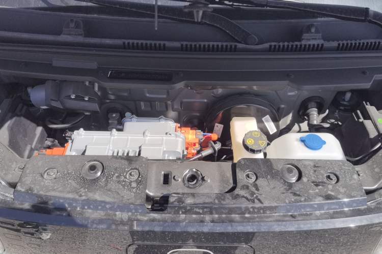 Used Chery QQ Ice Cream 2025 205km Qi Energy Version Engine Bay