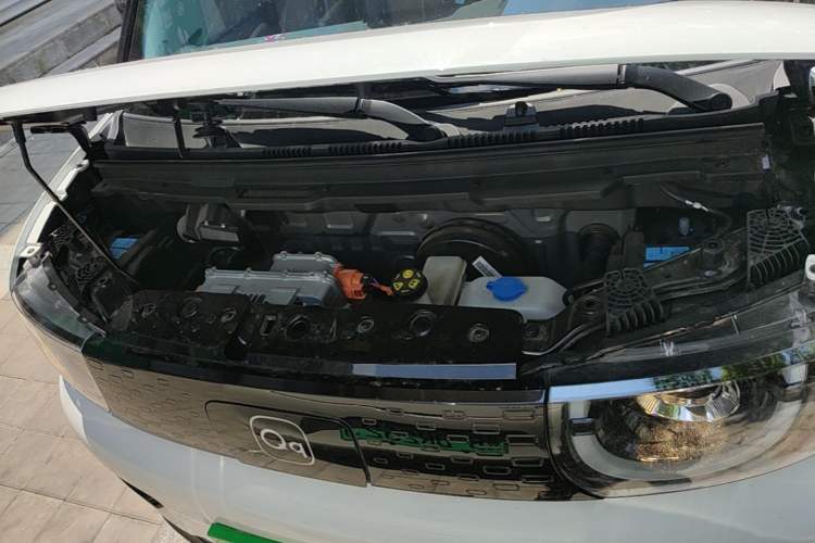 Used Chery QQ Ice Cream 2025 205km Qi Energy Version Engine Bay