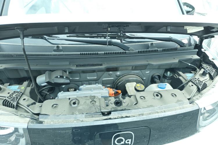 Used Chery QQ Ice Cream 2025 205km Qi Energy Version Engine Bay