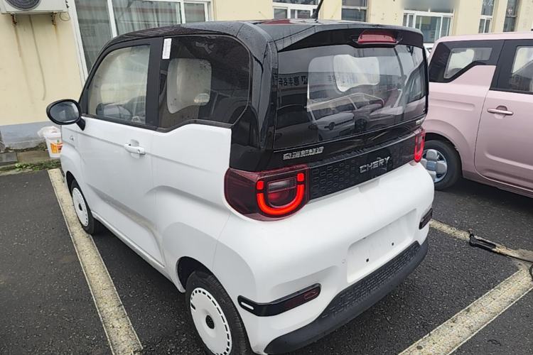 Used Chery QQ Ice Cream 2025 205km Qi Energy Version Exterior 2