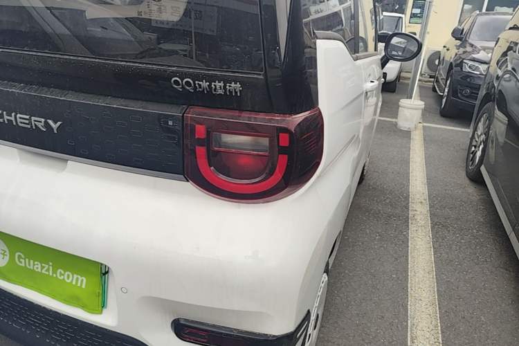Used Chery QQ Ice Cream 2025 205km Qi Energy Version Exterior 3