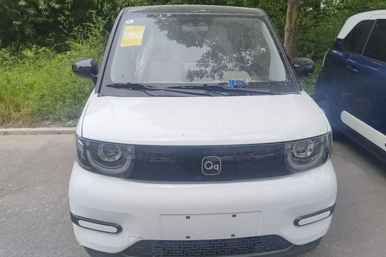 Used Chery QQ Ice Cream 2025 205km Qi Energy Version Front