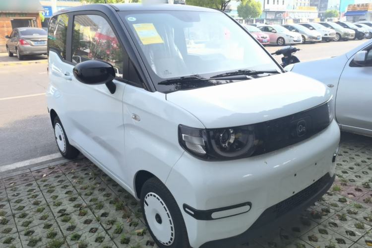 Used Chery QQ Ice Cream 2025 205km Qi Energy Version Front Right 45 Deg