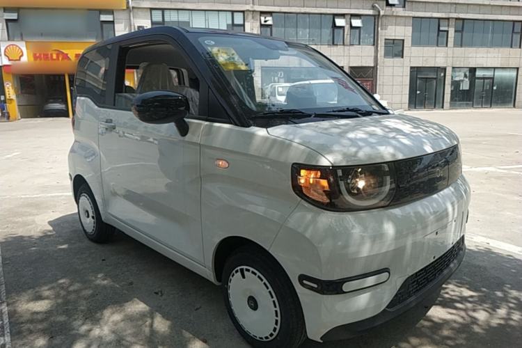 Used Chery QQ Ice Cream 2025 205km Qi Energy Version Front Right 45 Deg