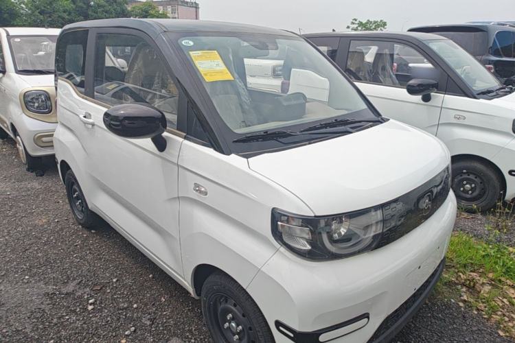 Used Chery QQ Ice Cream 2025 205km Qi Energy Version Front Right 45 Deg