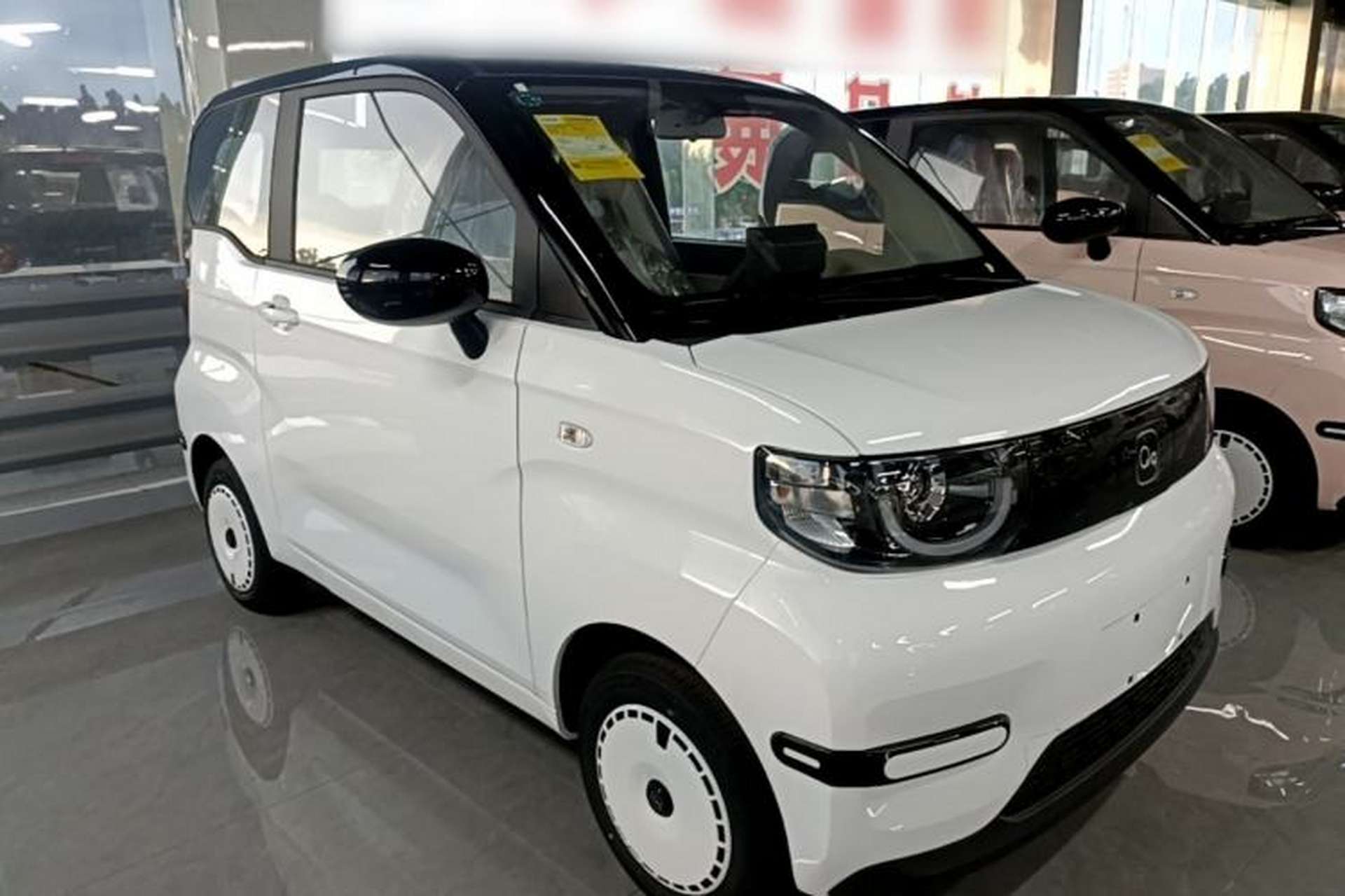 Used Chery QQ Ice Cream 2025 205km Qi Energy Version Front Right 45 Deg