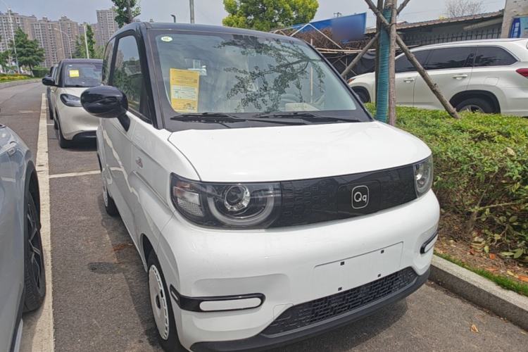 Used Chery QQ Ice Cream 2025 205km Qi Energy Version Front Right 45 Deg