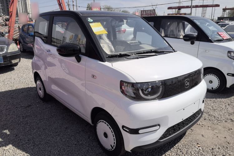 Used Chery QQ Ice Cream 2025 205km Qi Energy Version Front Right 45 Deg
