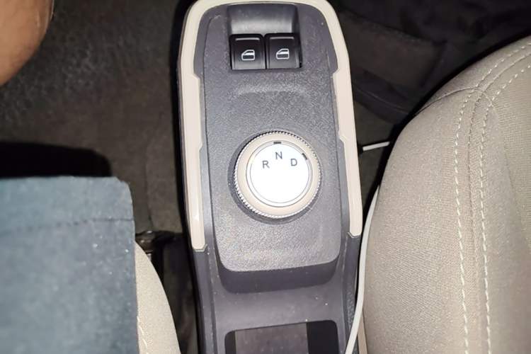 Used Chery QQ Ice Cream 2025 155km Sundae Edition Gear Lever