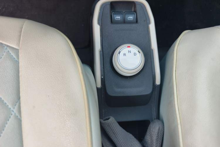Used Chery QQ Ice Cream 2025 205km Qi Energy Version Gear Lever