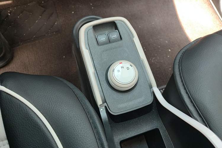 Used Chery QQ Ice Cream 2025 205km Qi Energy Version Gear Lever
