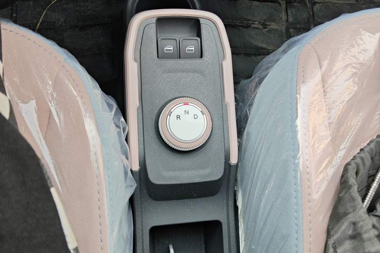 Used Chery QQ Ice Cream 2025 205km Qi Energy Version Gear Lever