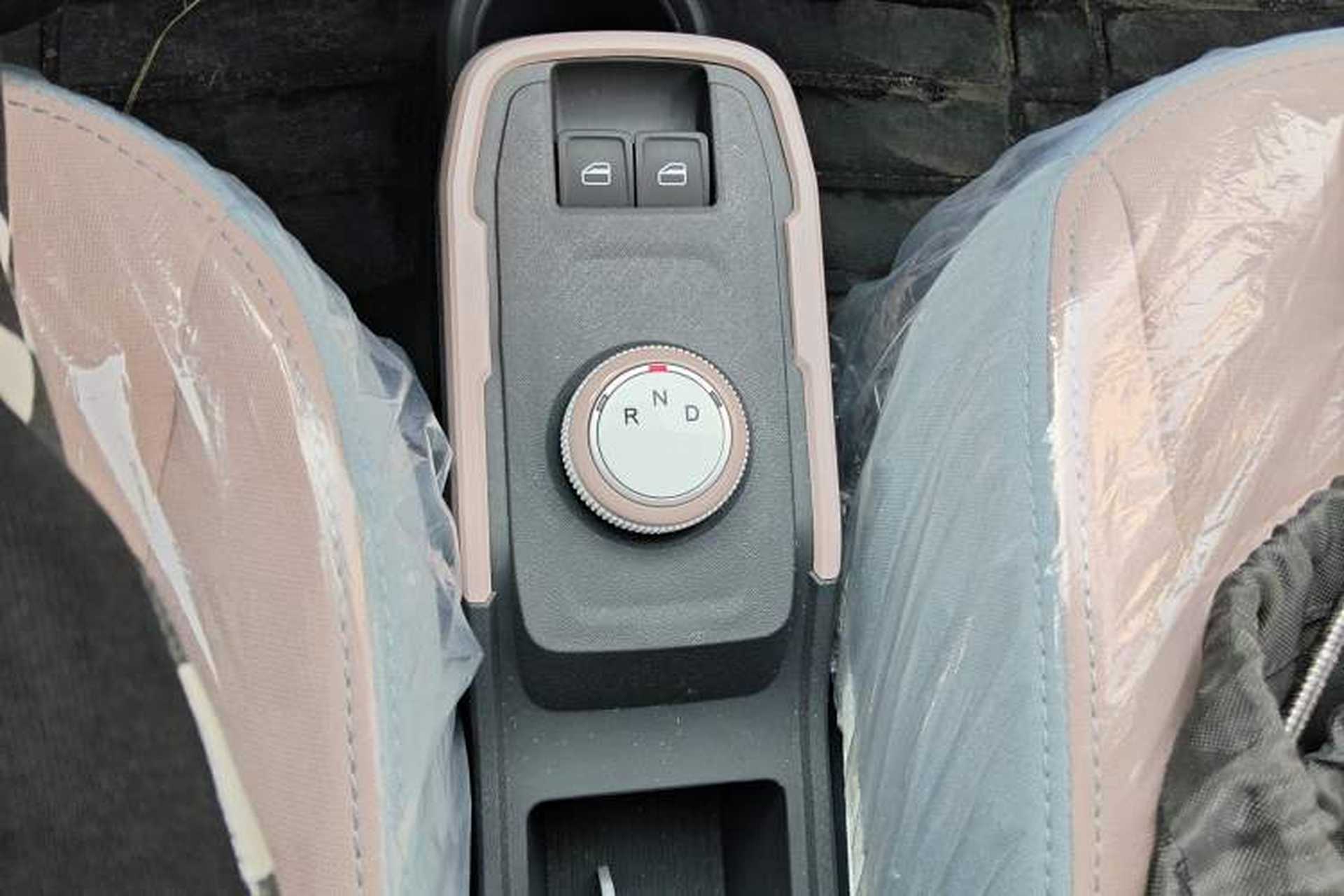 Used Chery QQ Ice Cream 2025 205km Qi Energy Version Gear Lever