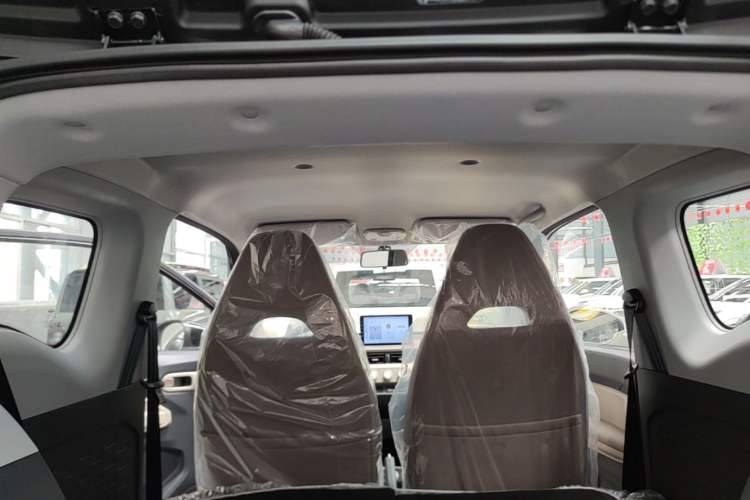 Used Chery QQ Ice Cream 2025 205km Qi Energy Version Headliner