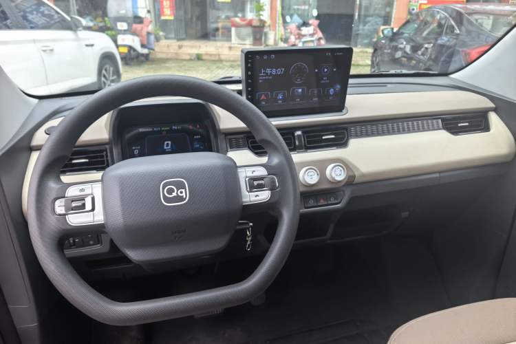 Used Chery QQ Ice Cream 2025 155km Sundae Edition Interior 1