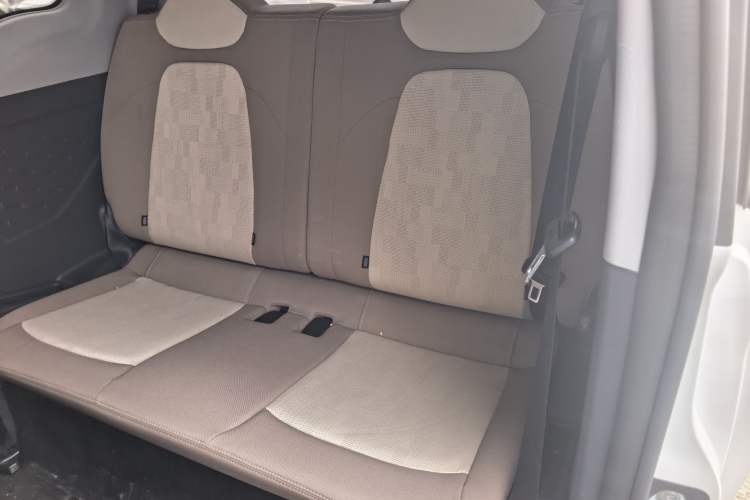 Used Chery QQ Ice Cream 2025 155km Sundae Edition Interior 6