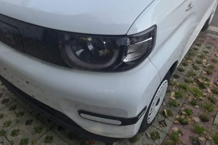 Used Chery QQ Ice Cream 2025 205km Qi Energy Version Left Front Headlight