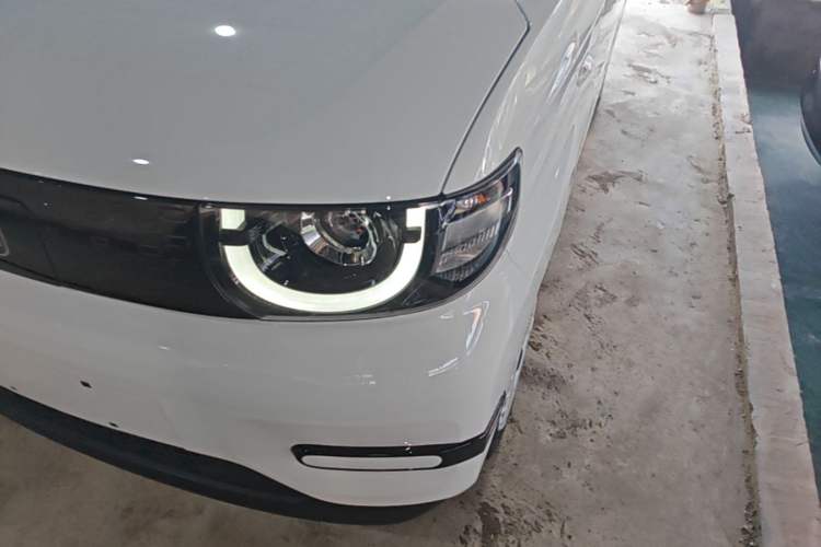 Used Chery QQ Ice Cream 2025 205km Qi Energy Version Left Front Headlight