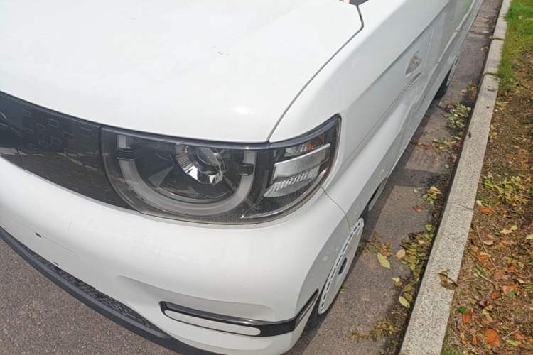 Used Chery QQ Ice Cream 2025 205km Qi Energy Version Left Front Headlight