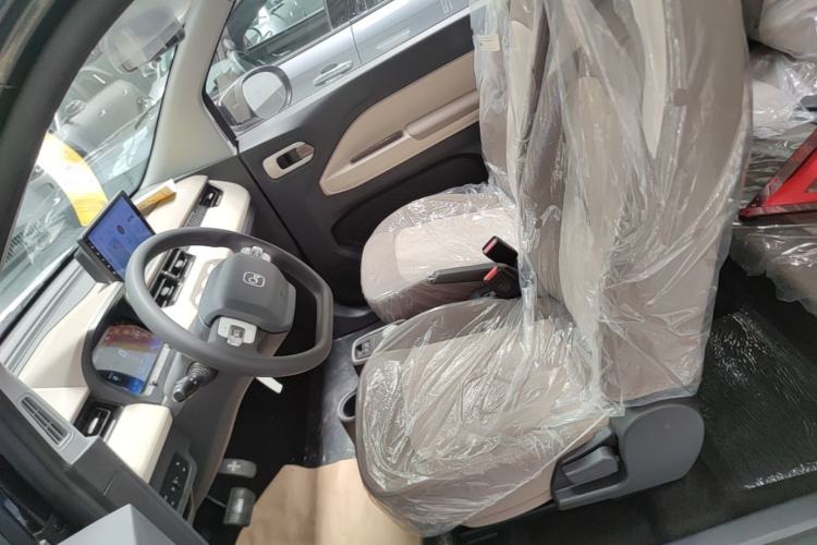 Used Chery QQ Ice Cream 2025 205km Qi Energy Version Left Front Seat