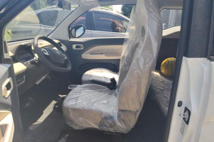 Used Chery QQ Ice Cream 2025 Model 205km Sundae Edition Left Front Seat
